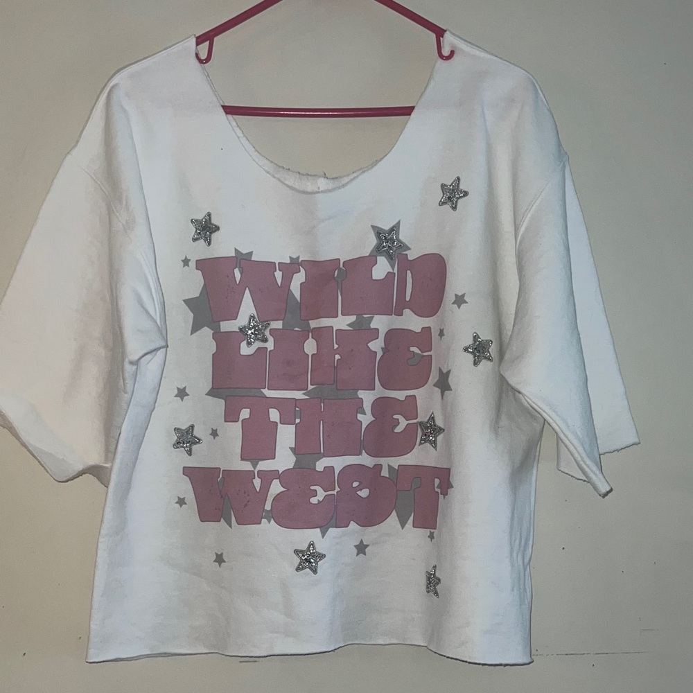Gina Tees medium White Graphic Women's Top